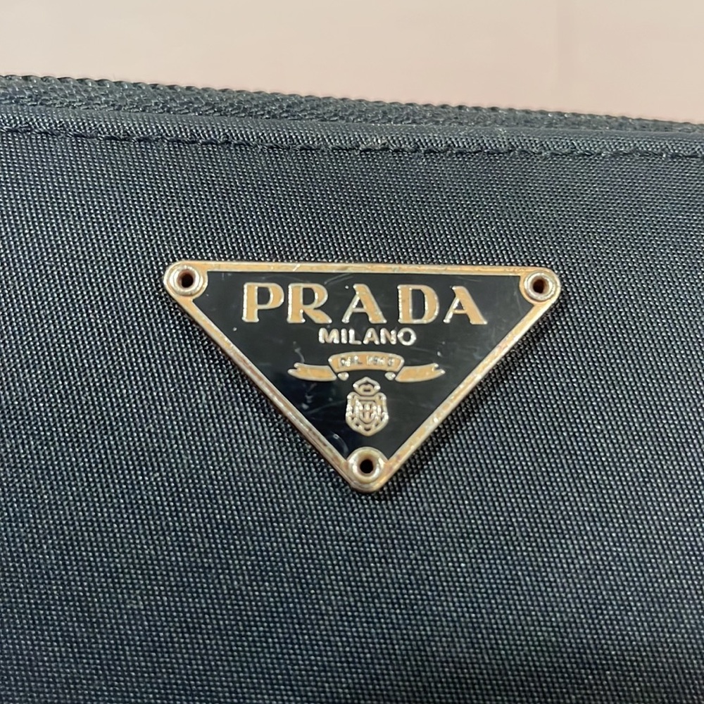 SOLD ‼️ Authentic Prada Nylon/Leather Mid Wallet🖤 - Picture 3 of 12